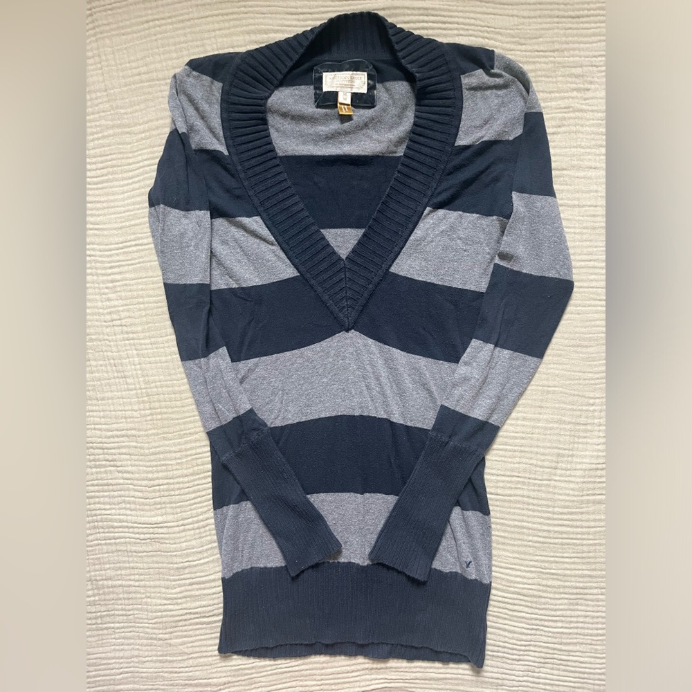 Women’s medium American Eagle gray and navy blue striped long sweater